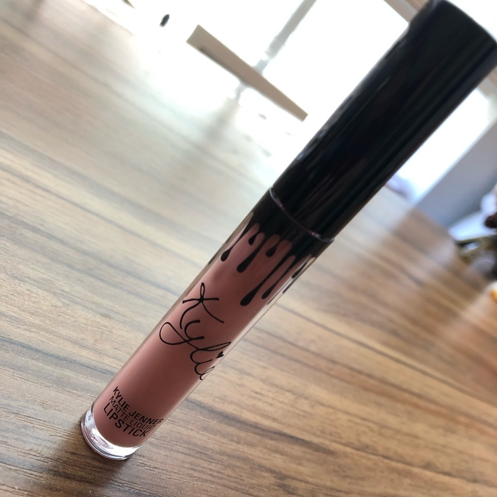 Kylie Jenner Matte Liquid Lipstick